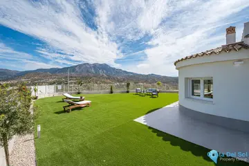 3 bedroom House for Sale in La Viñuela-66837
