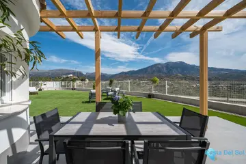 3 bedroom House for Sale in La Viñuela-66838