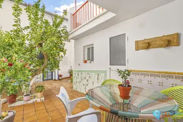6 bedroom House for Sale in Ardales