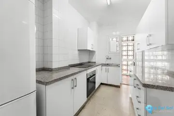 3 bedroom Apartment for Sale in Fuengirola-67047