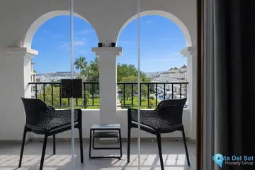 2 bedroom Apartment for Sale in La Duquesa