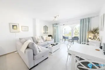 2 bedroom Apartment for Sale in La Duquesa-67076