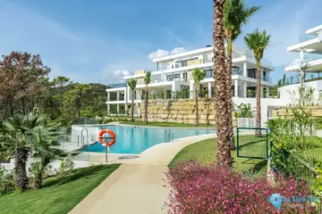 2 bedroom Apartment for Sale in Selwo