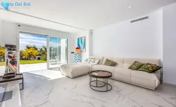 2 bedroom Apartment for Sale in Nueva Andalucía-958