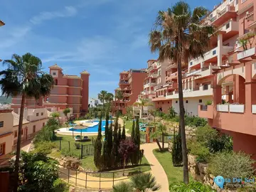 3 bedroom Apartment for Sale in La Duquesa