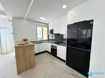 2 bedroom Apartment for Sale in Fuengirola-97081