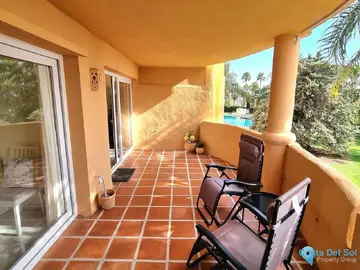2 bedroom Apartment for Sale in Calahonda-97190