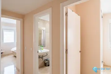 2 bedroom Apartment for Sale in Fuengirola-105715