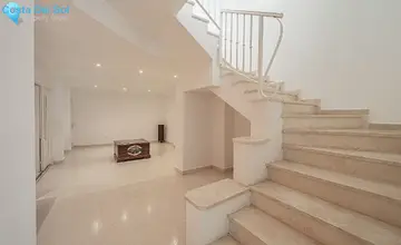 4 bedroom House for Sale in Benahavís-1301
