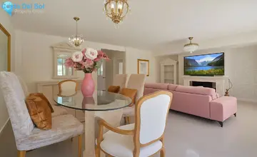 4 bedroom House for Sale in Estepona-1338