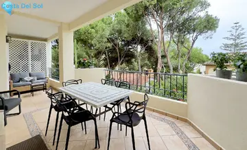 2 bedroom Apartment for Sale in Elviria