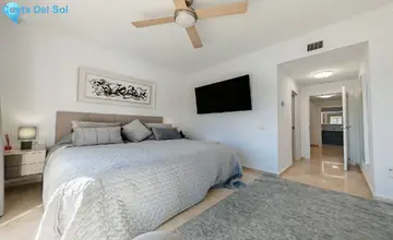 4 bedroom House for Sale in Riviera del Sol-1566