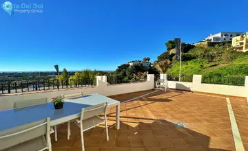 3 bedroom House for Sale in Benahavís