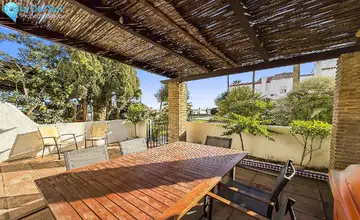 5 bedroom House for Sale in Casares-1864