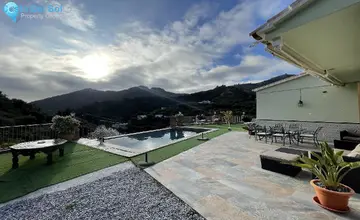 3 bedroom House for Sale in Nerja