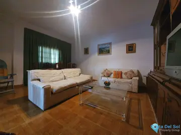 5 bedroom House for Sale in Guaro-78317
