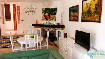 2 bedroom Apartment for Sale in Nueva Andalucía-97310