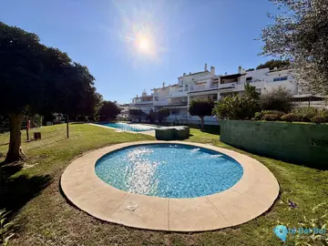 2 bedroom Apartment for Sale in Río Real-78515
