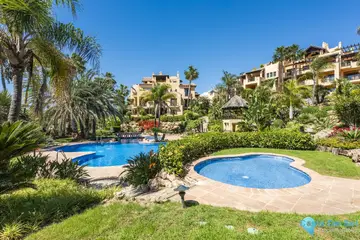 2 bedroom Apartment for Sale in El Paraiso