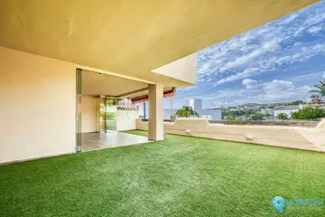 2 bedroom Apartment for Sale in Benahavís-79052