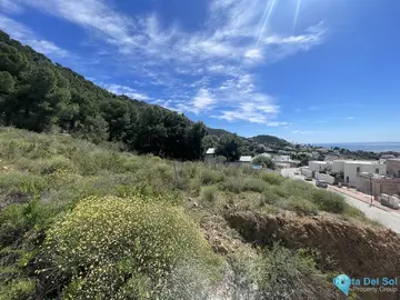 853m2 Plot for Sale in Mijas-79612