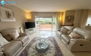 4 bedroom House for Sale in Nueva Andalucía-2265