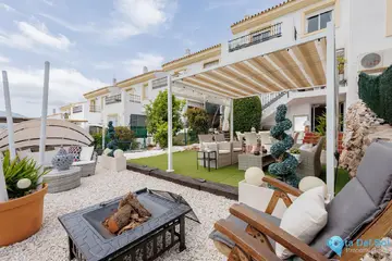 3 bedroom House for Sale in Alhaurin Golf