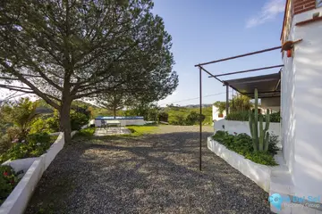 6 bedroom House for Sale in Pizarra-68590