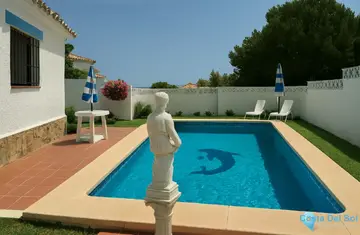 2 bedroom House for Sale in La Duquesa