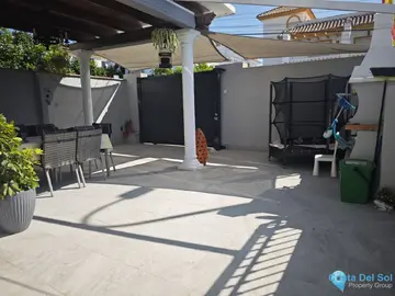 3 bedroom House for Sale in Benalmadena