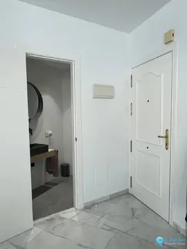 3 bedroom Apartment for Sale in Estepona-69080