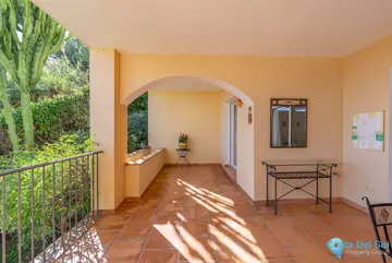2 bedroom Apartment for Sale in Benahavís-69328