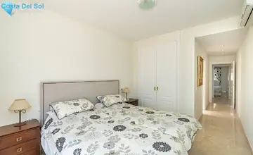2 bedroom Apartment for Sale in Marbella-2404