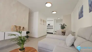 3 bedroom Apartment for Sale in Fuengirola-69500