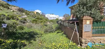 555m2 Plot for Sale in Benalmadena-69603