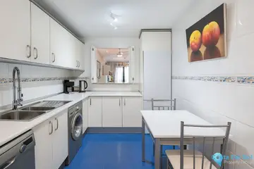 3 bedroom Apartment for Sale in New Golden Mile-69694