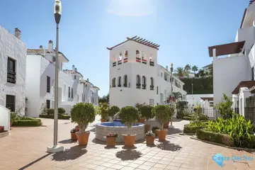 1 bedroom Apartment for Sale in Nueva Andalucía-69715