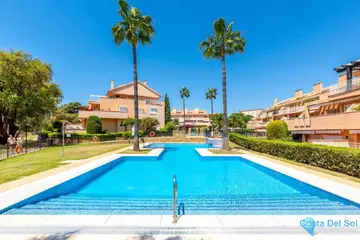 2 bedroom Apartment for Sale in Elviria