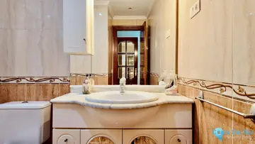 4 bedroom Apartment for Sale in Málaga-69916