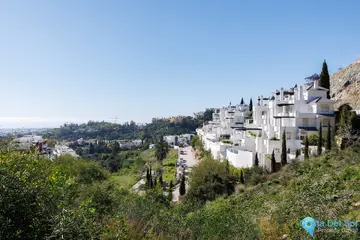 2 bedroom Apartment for Sale in Benahavís-70123