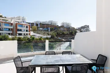2 bedroom Apartment for Sale in Benahavís-70135