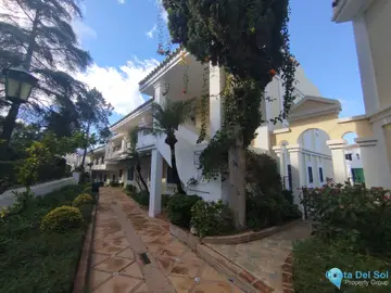 2 bedroom Apartment for Sale in Aloha-70151