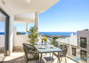 2 bedroom Apartment for Sale in Fuengirola-70323
