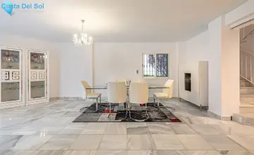 2 bedroom House for Sale in Nueva Andalucía-2499