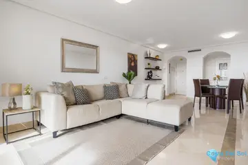 2 bedroom Apartment for Sale in Benahavís-70443