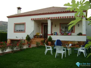 3 bedroom House for Sale in Cuevas del Becerro-70477