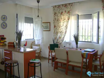 3 bedroom House for Sale in Cuevas del Becerro-70482