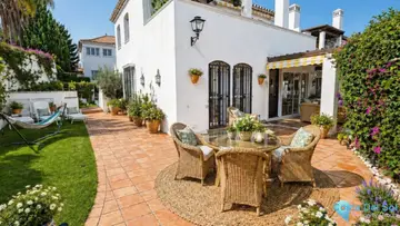 2 bedroom Apartment for Sale in El Paraiso-70616