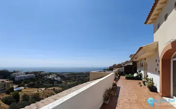 2 bedroom Apartment for Sale in Calahonda
