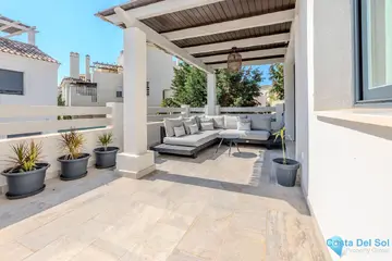 3 bedroom House for Sale in Estepona-70718